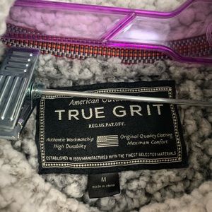 True girt pullover half zip